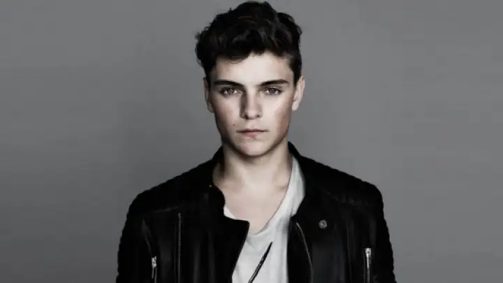 Leia mais sobre o artigo Martin Garrix no Rio de Janeiro: Show de Pré-Réveillon no Riocentro em 30 de Dezembro
