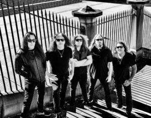 Leia mais sobre o artigo Testament lança “Infanticide A.I.” e anuncia 14º álbum Para Bellum durante turnê no Brasil