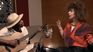 Leia mais sobre o artigo Vanessa da Mata lança clipe de “Troco Tudo” em parceria com Jota.pê